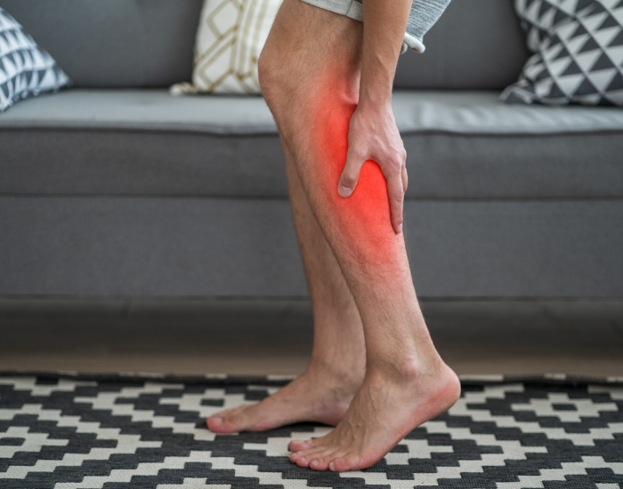 Night Leg Cramps and Swollen Feet: Understanding the Link to Venous Insufficiency